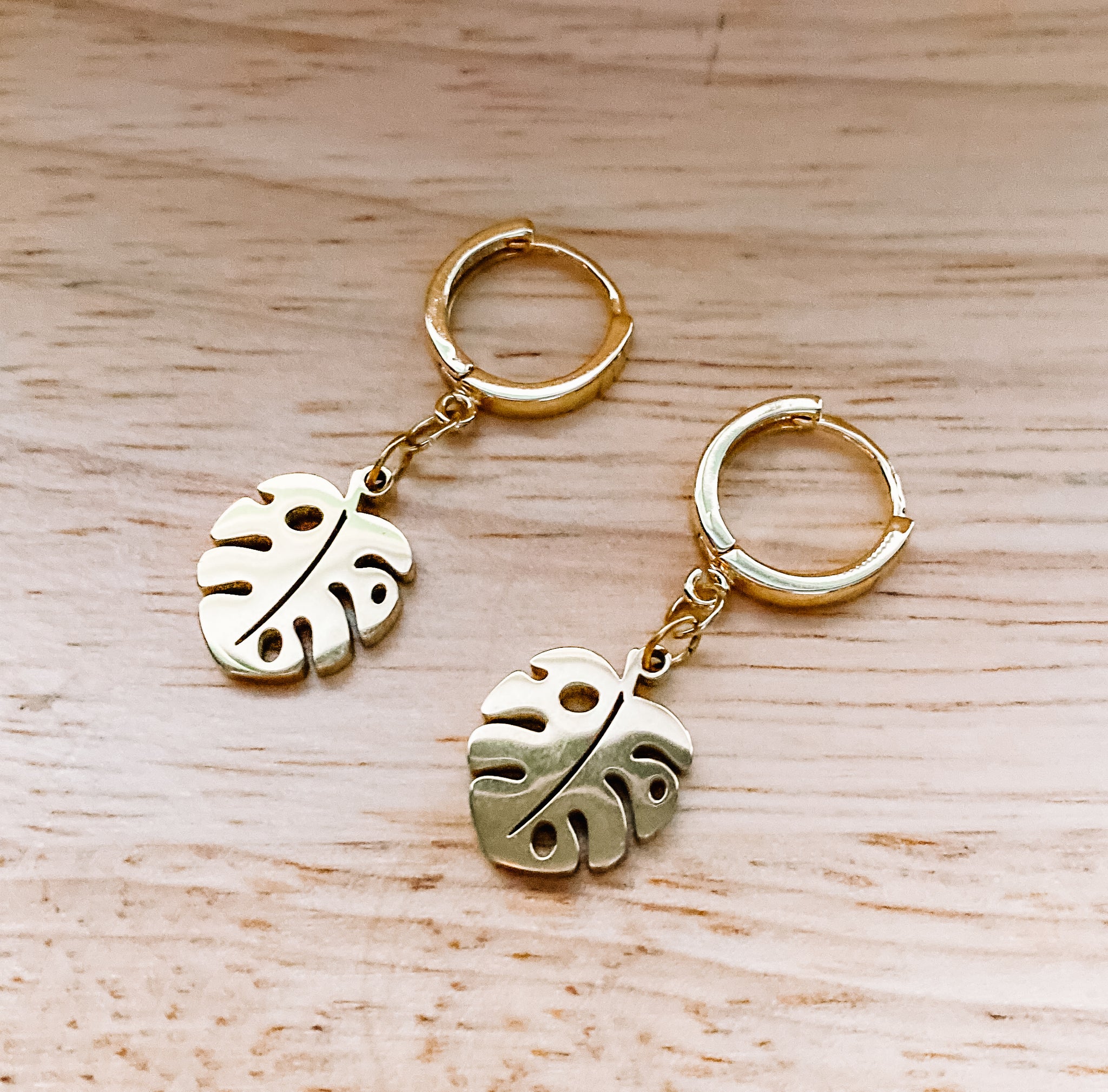 monstera deliciosa earrings Gold Monstera Leaf Earrings